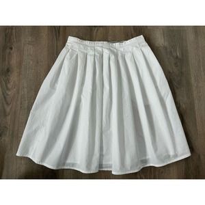 Vince White Poplin Skirt Pleated A-Line Above Knee 4 MINT CONDITION
